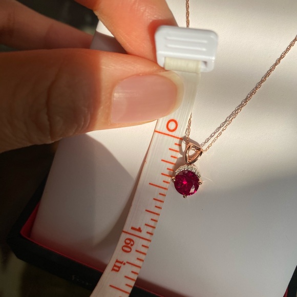 10k Rose gold 🌹 Red Ruby necklace - Picture 13 of 13